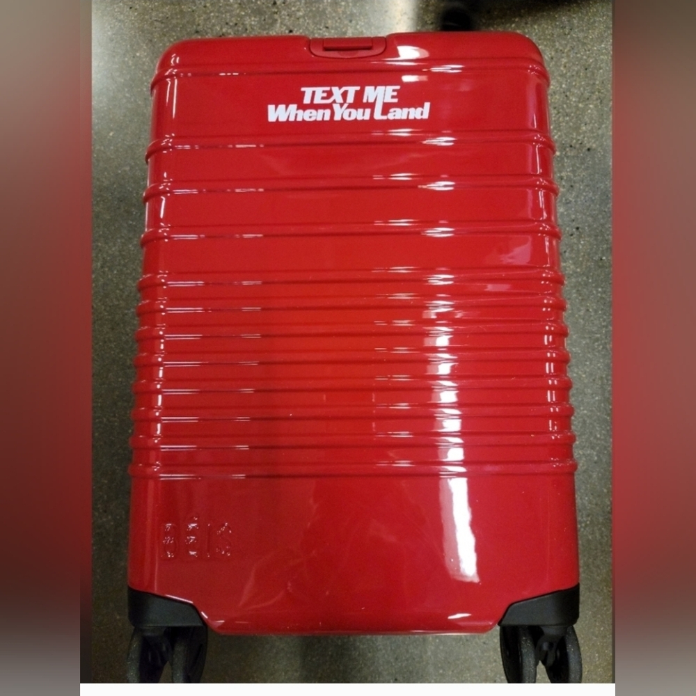 New Beis Text Me When you Land Red Lonely Ghost Large Check-In  Limited Edition